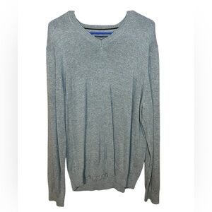 Covington Men’s V-Neck Grey Knit Long sleeve lightweight sweater - Large